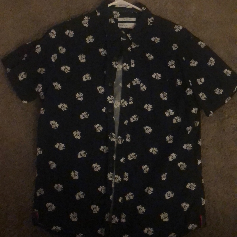Men’s button up shirt